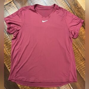 Nike men’s Dri Fit tee shirt